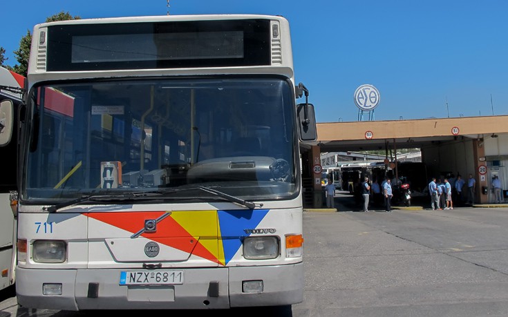 Επιβάτες χωρίς εισιτήριο χτύπησαν εργαζόμενο σε λεωφορείο του ΟΑΣΘ