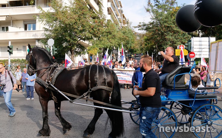 Στη Βουλή έφτασε το «Καραβάνι της Υγείας»