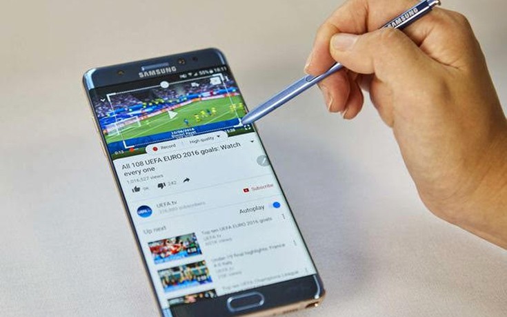 Κινητό Samsung Galaxy Note 7 πήρε φωτιά σε αεροπλάνο