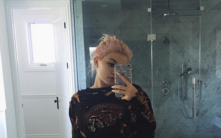 Η φωτογραφία της Kylie Jenner με τα 2,1 εκατομμύρια likes