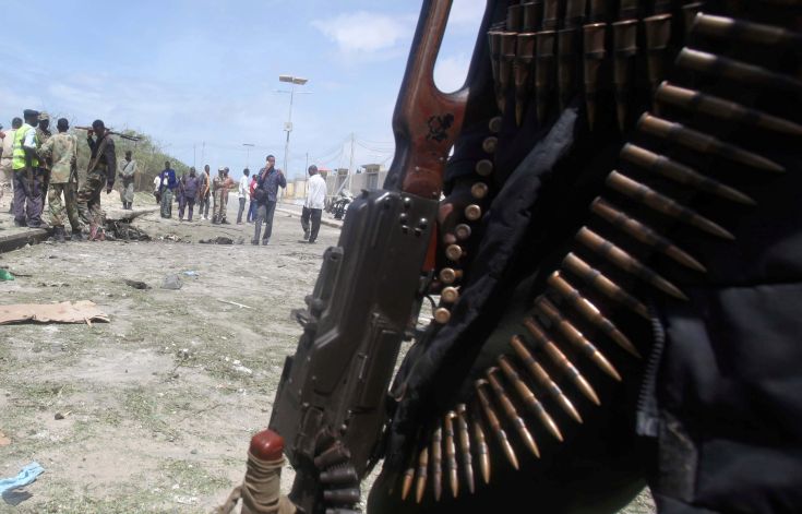 Έκρηξη βόμβας έξω από στρατόπεδο στη Σομαλία