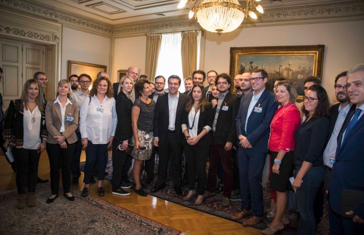 Τσίπρας: Προτιμώ να κερδίζω τις εκλογές παρά τις δημοσκοπήσεις