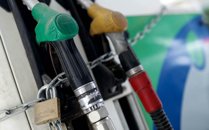 «Καύσωνας» στις τιμές της βενζίνης, θα αγγίξει το 1,70 η αμόλυβδη