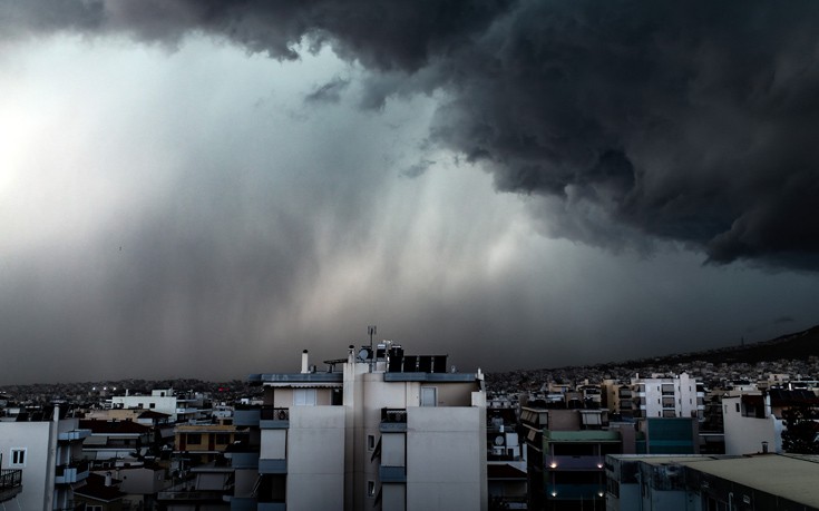 Πότε αλλάζει ο καιρός με βροχές και καταιγίδες