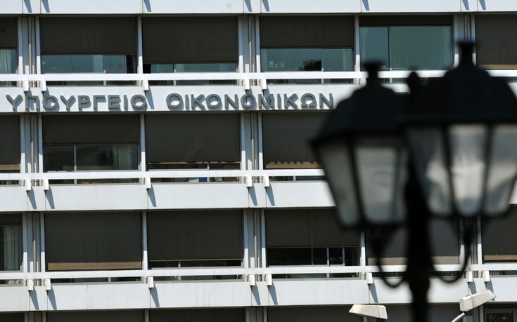 Αμετάβλητα τα φέσια του δημοσίου προς τον ιδιωτικό τομέα τον Σεπτέμβριο