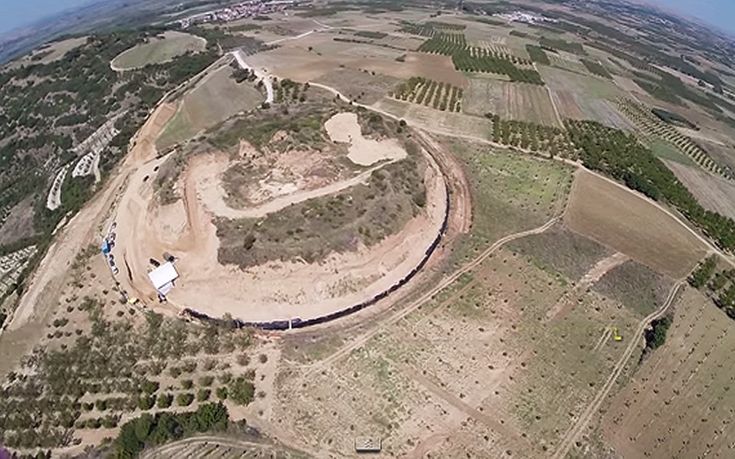 Ο λόφος Καστά εικάζεται πως «κρύβει» και δεύτερο μνημείο