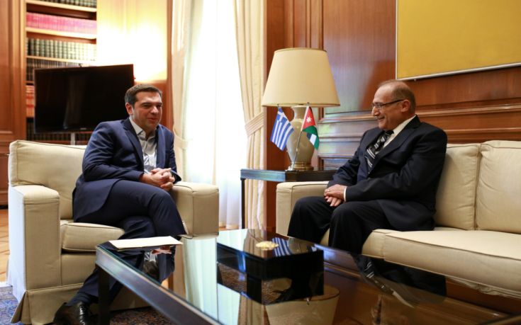 Προσφυγικό και ελληνο-αραβικές σχέσεις στο επίκεντρο της συνάντησης Τσίπρα &#8211; Ανάνι