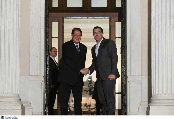 Τσίπρας για Κυπριακό: Λύση χωρίς κατοχικά στρατεύματα και εγγυήσεις