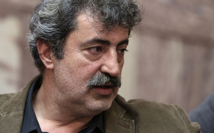 Πολάκης: Λείπει ένα σεντόνι από κάποια νοσοκομεία και το κάνουν θέμα