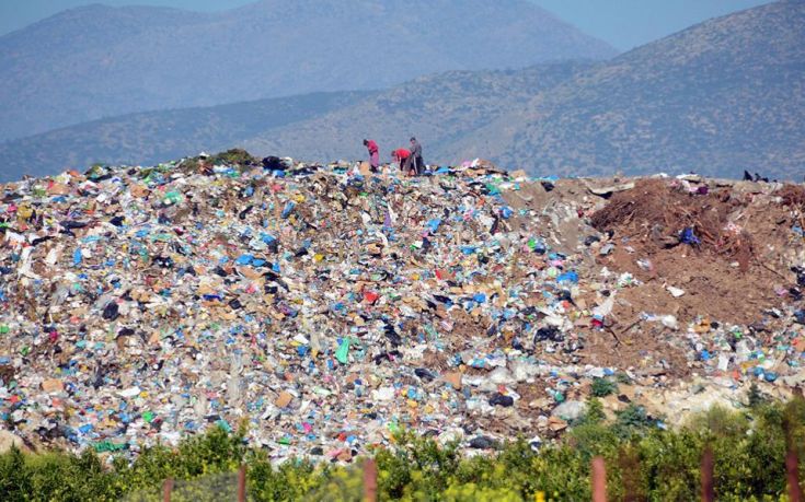 Θεσσαλονίκη: Τους έπιασαν στα πράσα την ώρα που έριχναν μπάζα σε περιοχή των Διαβατών