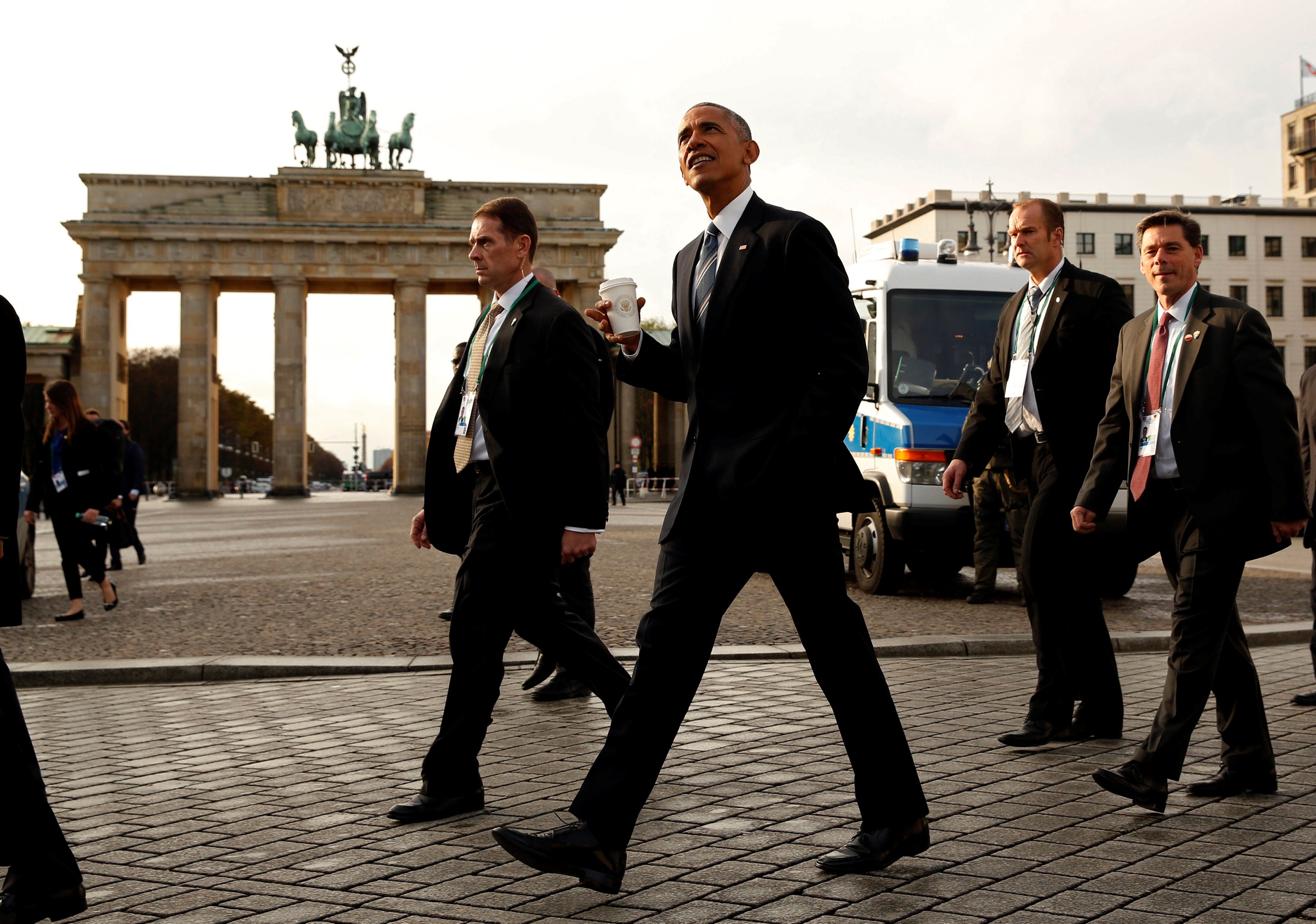 Ο Ομπάμα θέλει να επιστρέψει στη Γερμανία για τη γιορτή μπίρας