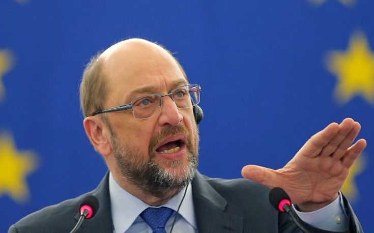Στην κεντρική πολιτική σκηνή της Γερμανίας επιστρέφει ο Σουλτς