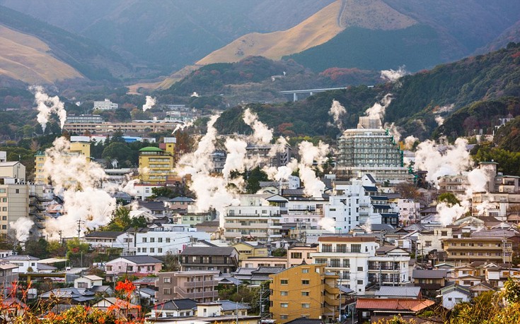Η ιαπωνική πόλη που διαρκώς «καπνίζει»