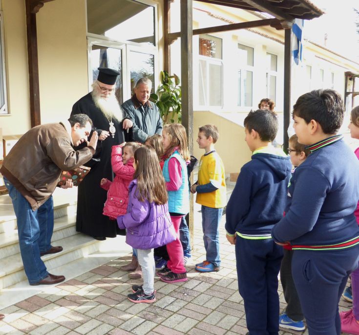 Η «Αποστολή» στηρίζει τους ακρίτες της Καστοριάς