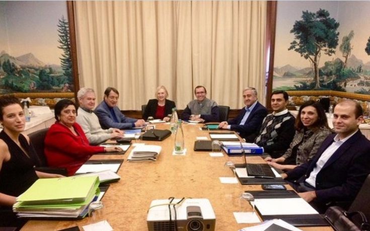 Επί τάπητος το περιουσιακό στη συνάντηση Αναστασιάδη-Ακιντζί στην Ελβετία