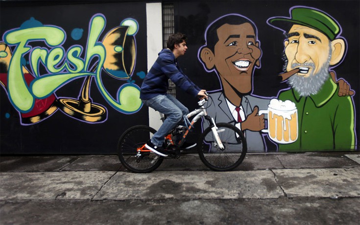 Ο Φιντέλ Κάστρο σε γκράφιτι στην Κούβα και τη Λατινική Αμερική