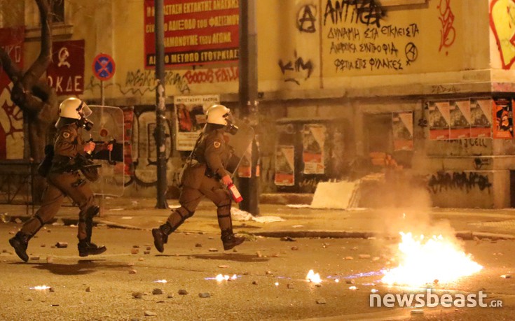 Συλλήψεις, προσαγωγές και συγκρούσεις στο Πολυτεχνείο