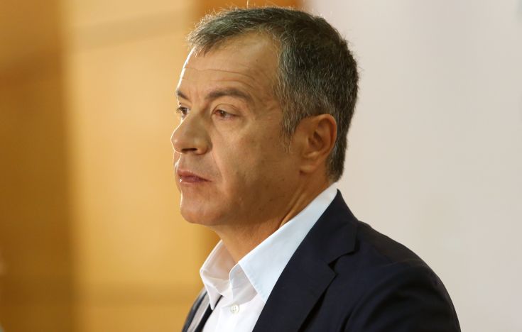 Θεοδωράκης: Όσα δεν υπογράφουν, θα τα υπογράψουν όλα σε χειρότερη μορφή την άνοιξη