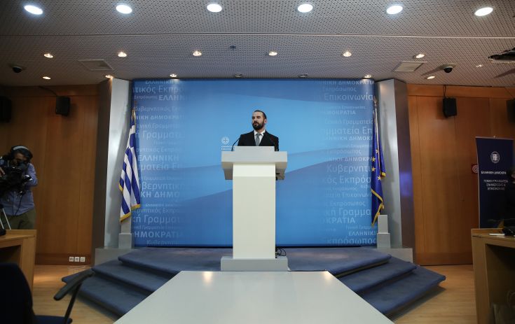 Το απόγευμα η ενημέρωση των πολιτικών συντακτών