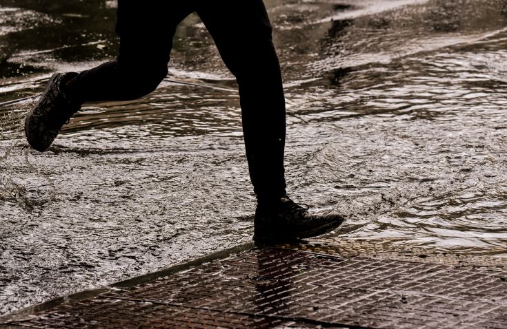 Προβλήματα από τη νυχτερινή βροχόπτωση στην Αττική