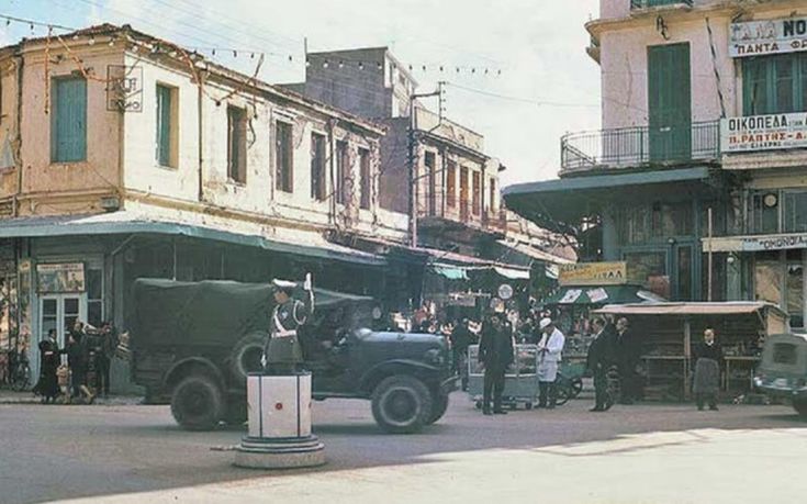 Αναβίωσε και φέτος το έθιμο της «βαρέλας» στο Ηράκλειο