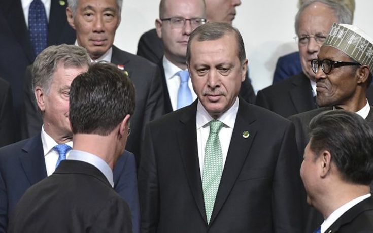 Ανακλήθηκε τούρκος διπλωμάτης από την Ολλανδία