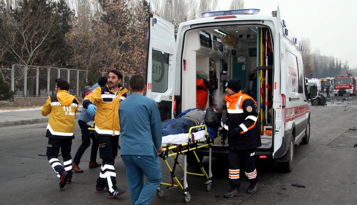 Σε κρίσιμη κατάσταση έξι από τους τραυματίες στην Τουρκία