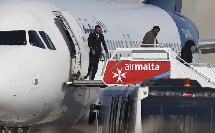 Ελεύθεροι επιβάτες του αεροσκάφους στη Μάλτα