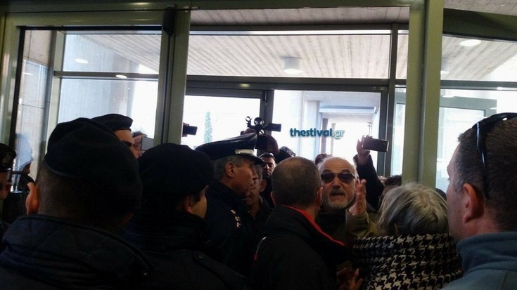 Ένταση στο δημαρχείο της Θεσσαλονίκης