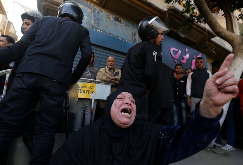 Λουτρό αίματος και στο Κάιρο, βομβιστική επίθεση σε κοπτική εκκλησία