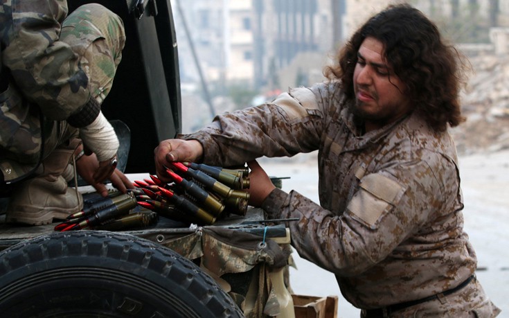 «Πολύ γρήγορα» θα γίνει η προμήθεια οπλισμού στους Κούρδους της Συρίας από τις ΗΠΑ