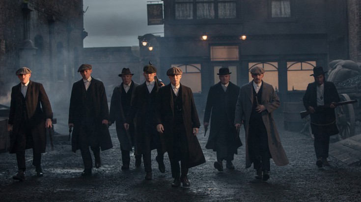 Peaky Blinders: Δεν επιβεβαιώνονται οι φήμες πως ο Ρόουαν Άτκινσον θα υποδυθεί τον Χίτλερ στην 6η σεζόν