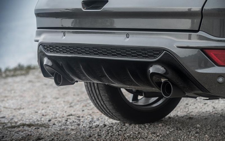 ST_Line_Kuga_090 ST_Line_Kuga_090