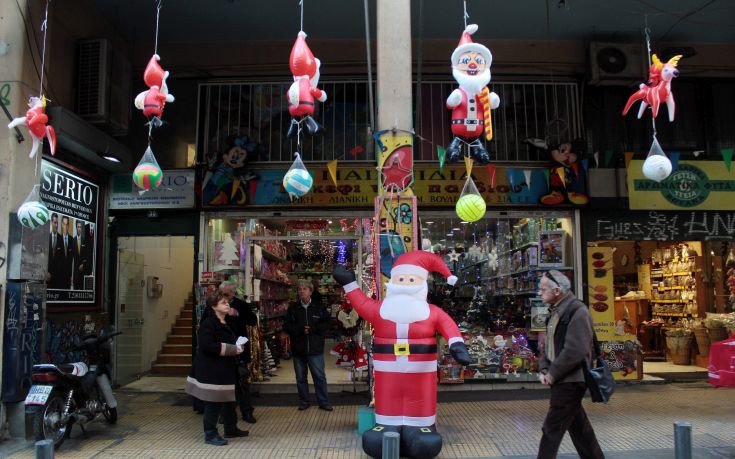 Εορταστικό ωράριο 2022: Πώς θα λειτουργήσουν τα καταστήματα σήμερα Παραμονή Χριστουγέννων