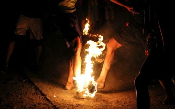 article-2652807-1e9981ee00000578-951_964x643_0