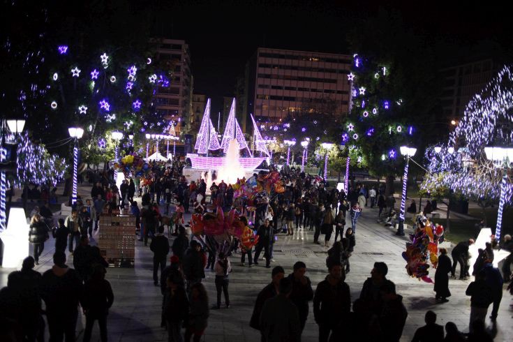 Σήμερα η φωταγώγηση της Αθήνας για τα Χριστούγεννα