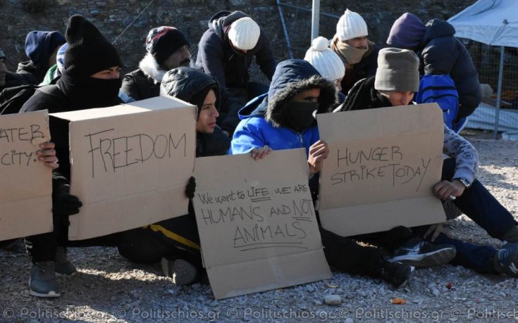 Ξεκίνησαν απεργία πείνας οι μετανάστες στη Σούδα