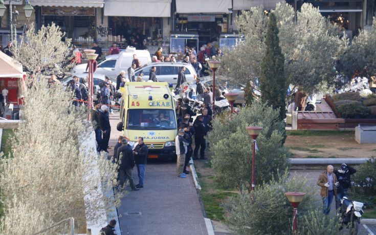 Ένας νεκρός κι ένας τραυματίας από τους πυροβολισμούς στο κέντρο της Αθήνας