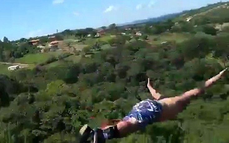 Τραγωδία σε bungee jumping με άνδρα να σκοτώνεται μπροστά στην οικογένειά του