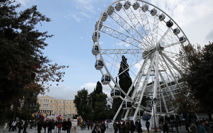 Τι απαντούν συνεργάτες του Καμίνη για τη ρόδα στο Σύνταγμα