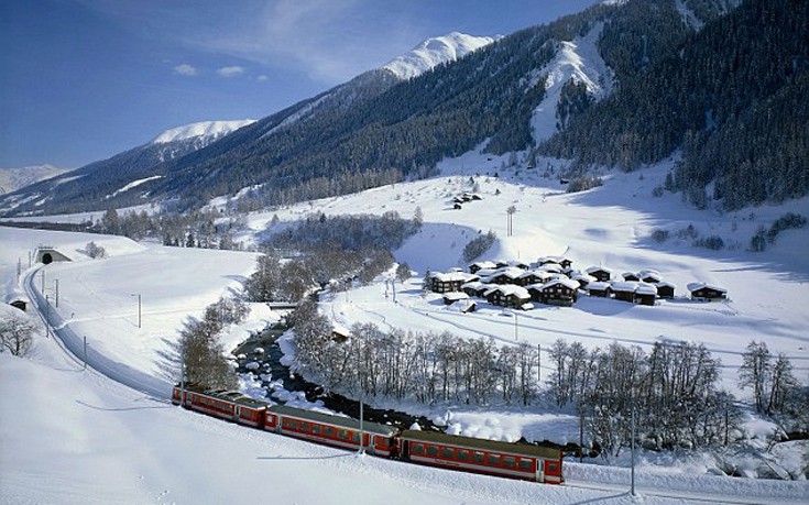 Ταξίδι με τρένο μέσα στις Άλπεις