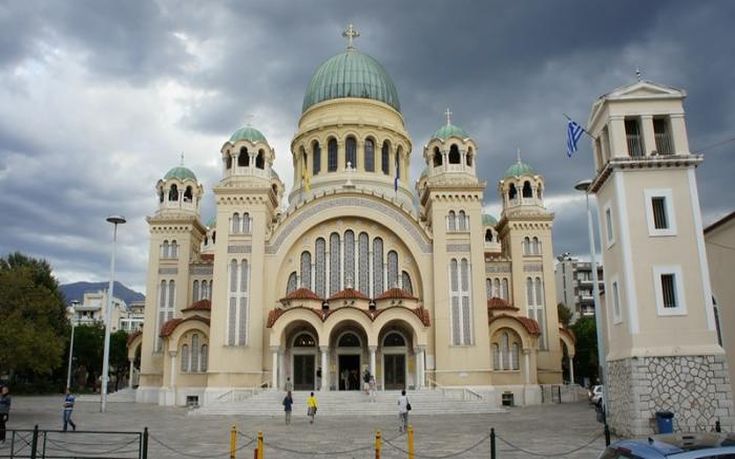 Ενημερώθηκαν ιερείς στην Πάτρα για την αντιμετώπιση των απατεώνων