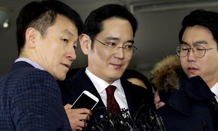 Τη σύλληψη του προέδρου της Samsung ετοιμάζει ο εισαγγελέας στη Νότια Κορέα