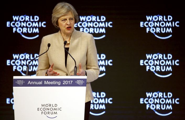 Μήνυμα Μέι για την αποκατάσταση της εμπιστοσύνης στην παγκοσμιοποίηση