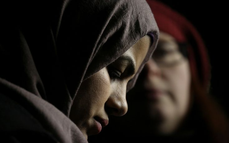 Για ποιους πήρε εξαίρεση από το διάταγμα Τραμπ η Βρετανία
