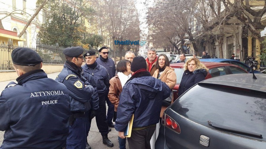 Με συνθήματα υποδέχθηκαν τον Τσίπρα στη Θεσσαλονίκη