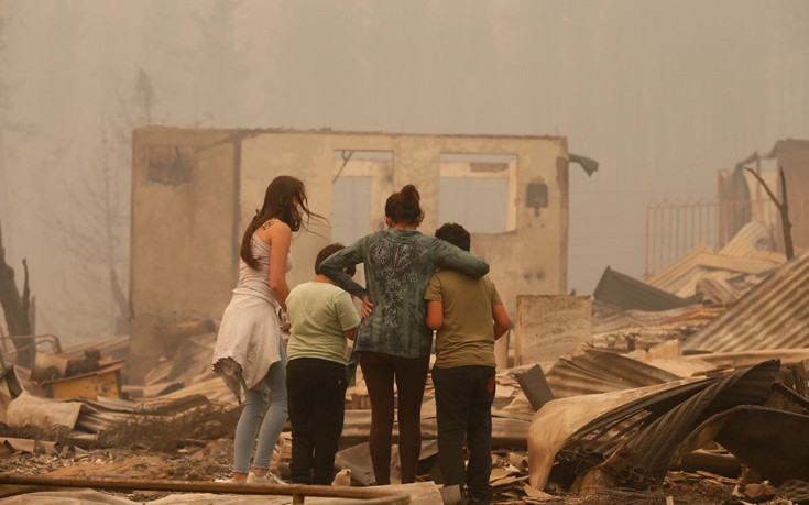 Μια ολόκληρη πόλη χάθηκε στις φλόγες στη Χιλή