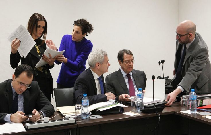 Αναστασιάδης και Ακιντζί επιλέγουν τα βήματα για το Κυπριακό
