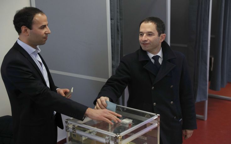 Ο Μπενουά Αμόν νικητής στις εκλογές του Σοσιαλιστικού Κόμματος