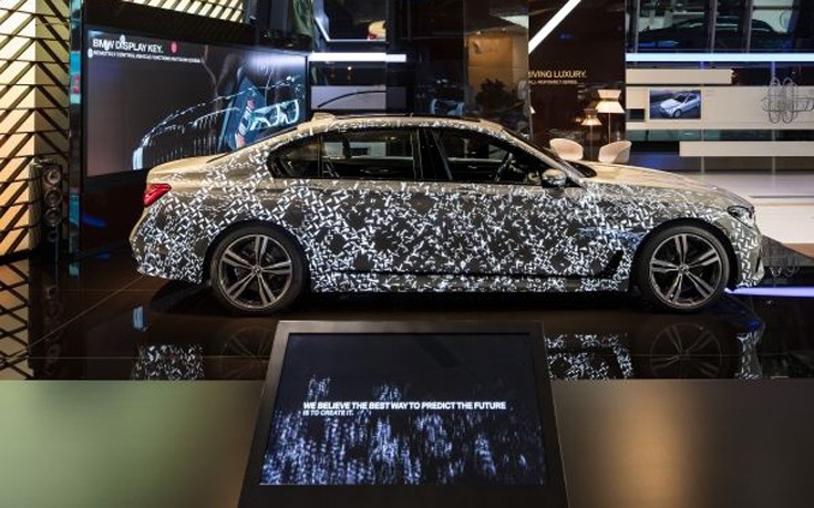 Η BMW ζωντανεύει τη διαδικασία εξέλιξης στη νέα Σειρά 7 Sedan